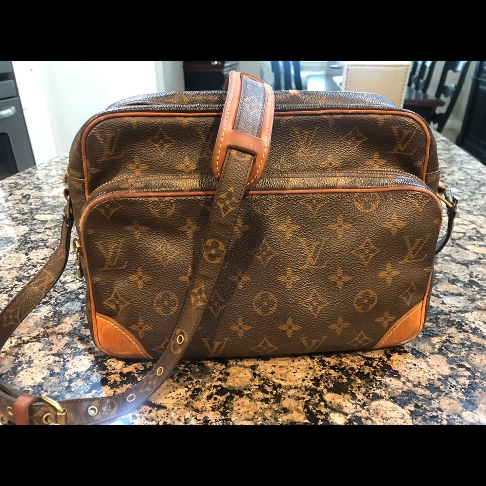 Louis Vuitton Messenger Cross Body Bag